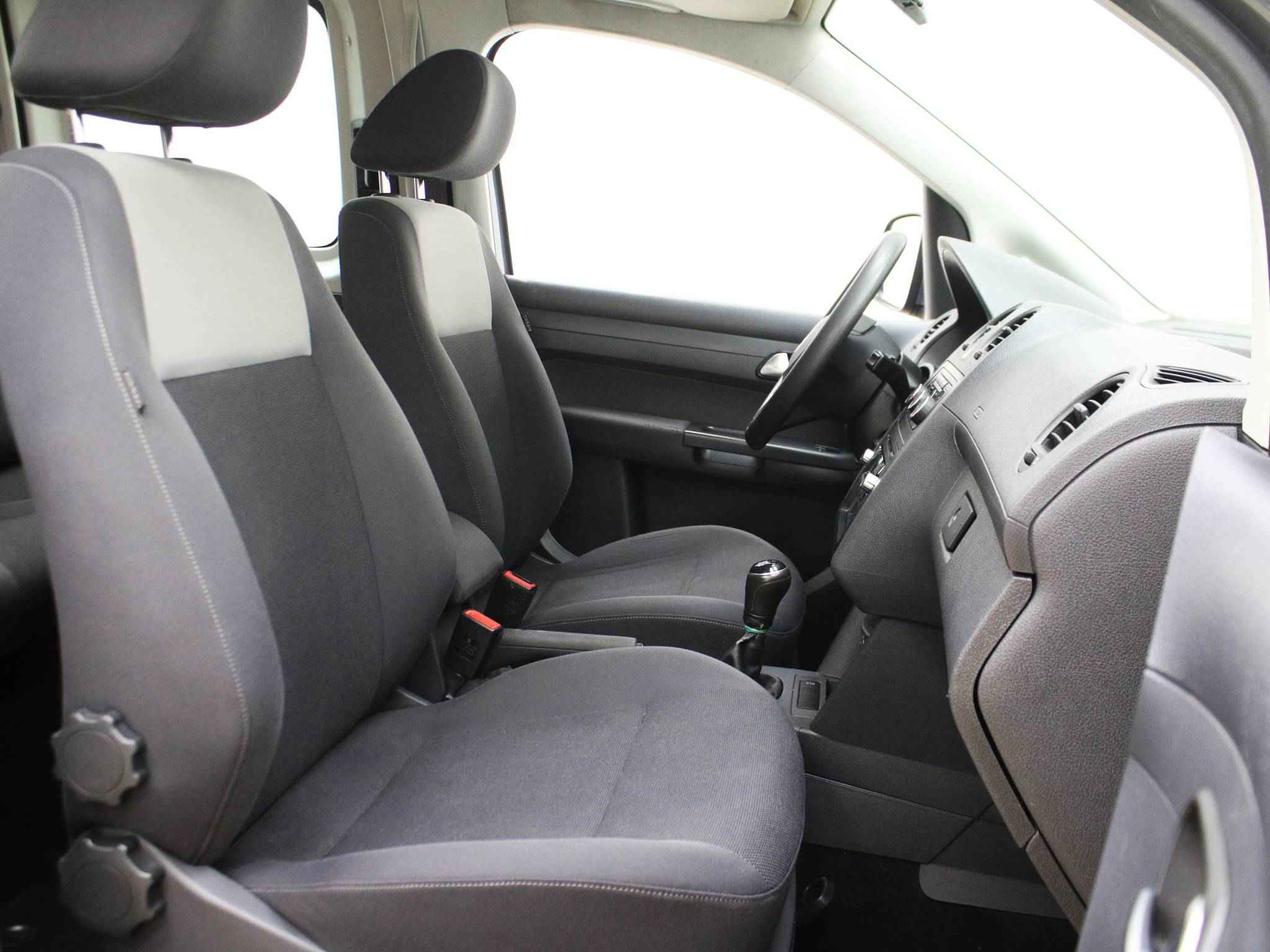 Volkswagen Caddy, III Рестайлинг