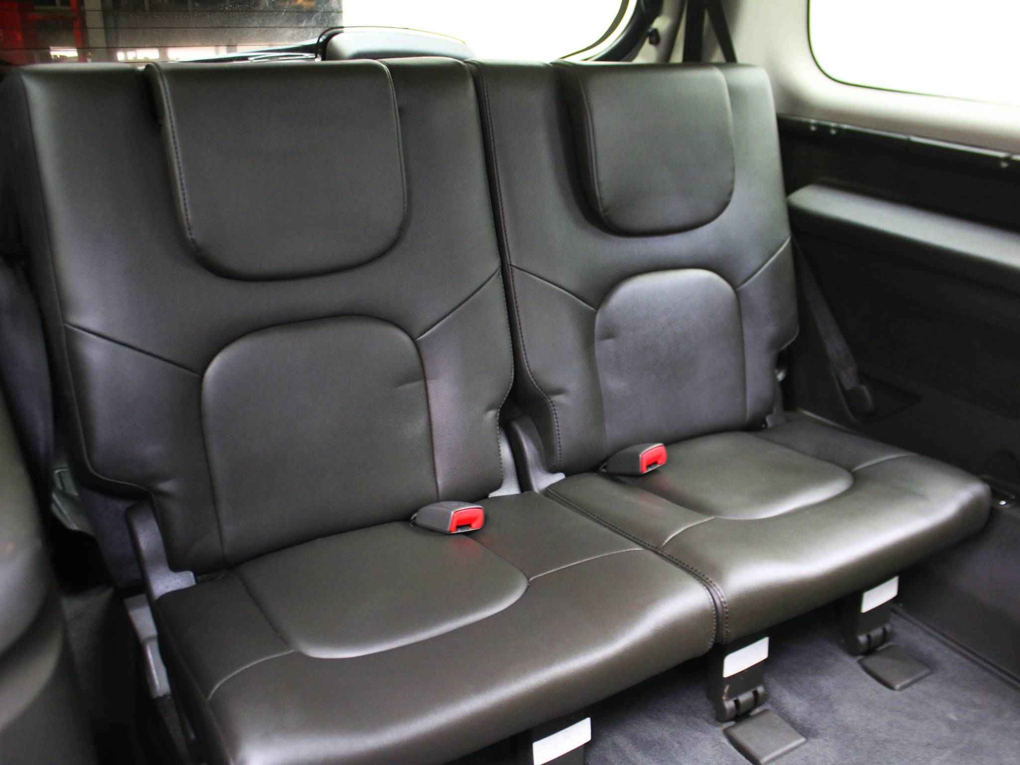 Nissan Pathfinder, III