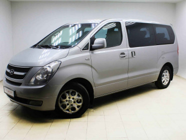 Hyundai Grand Starex, I