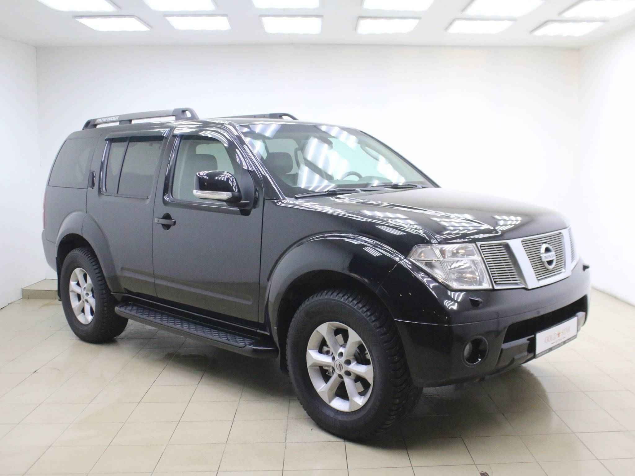 Nissan Pathfinder, III