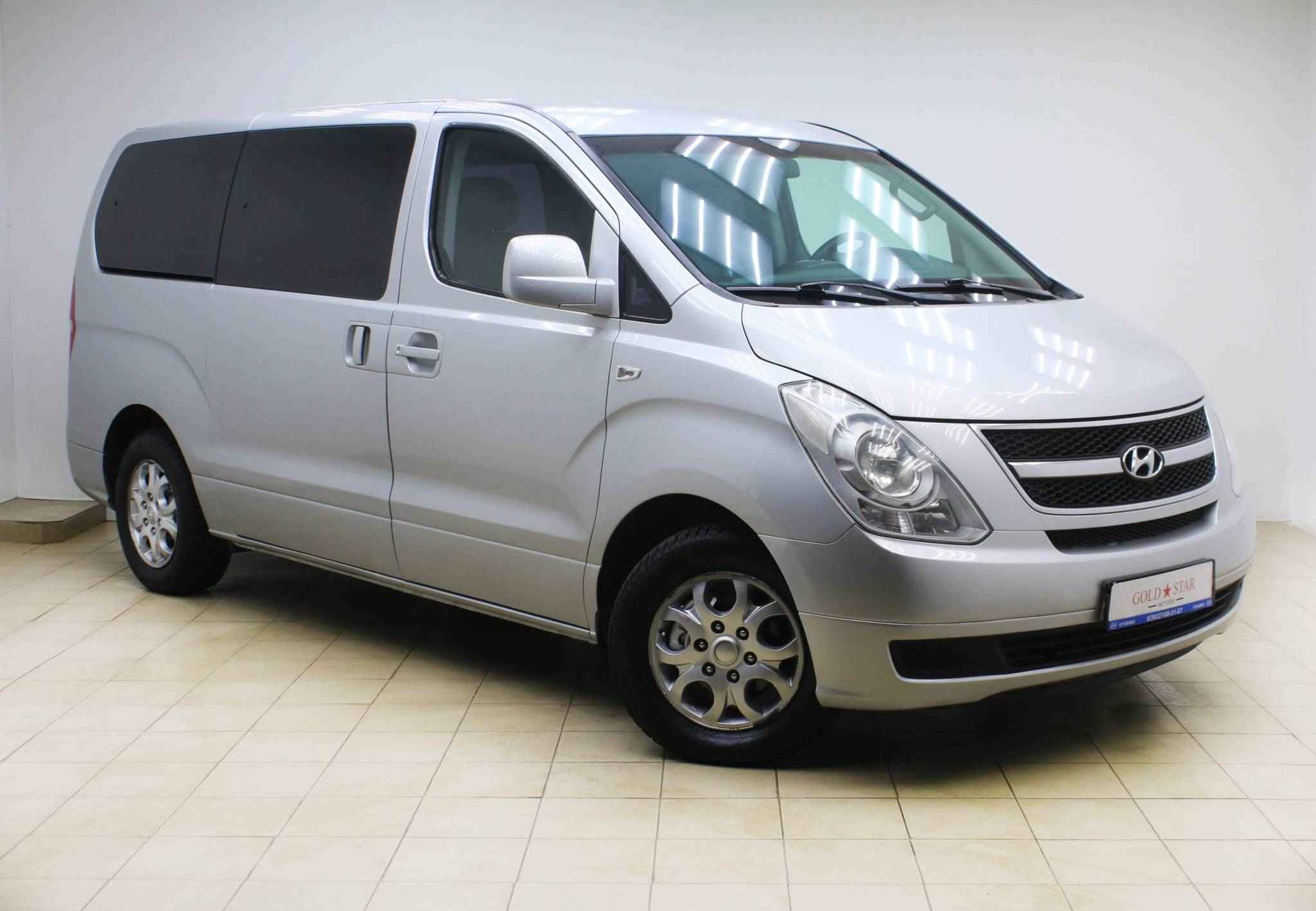 Hyundai Grand Starex, I