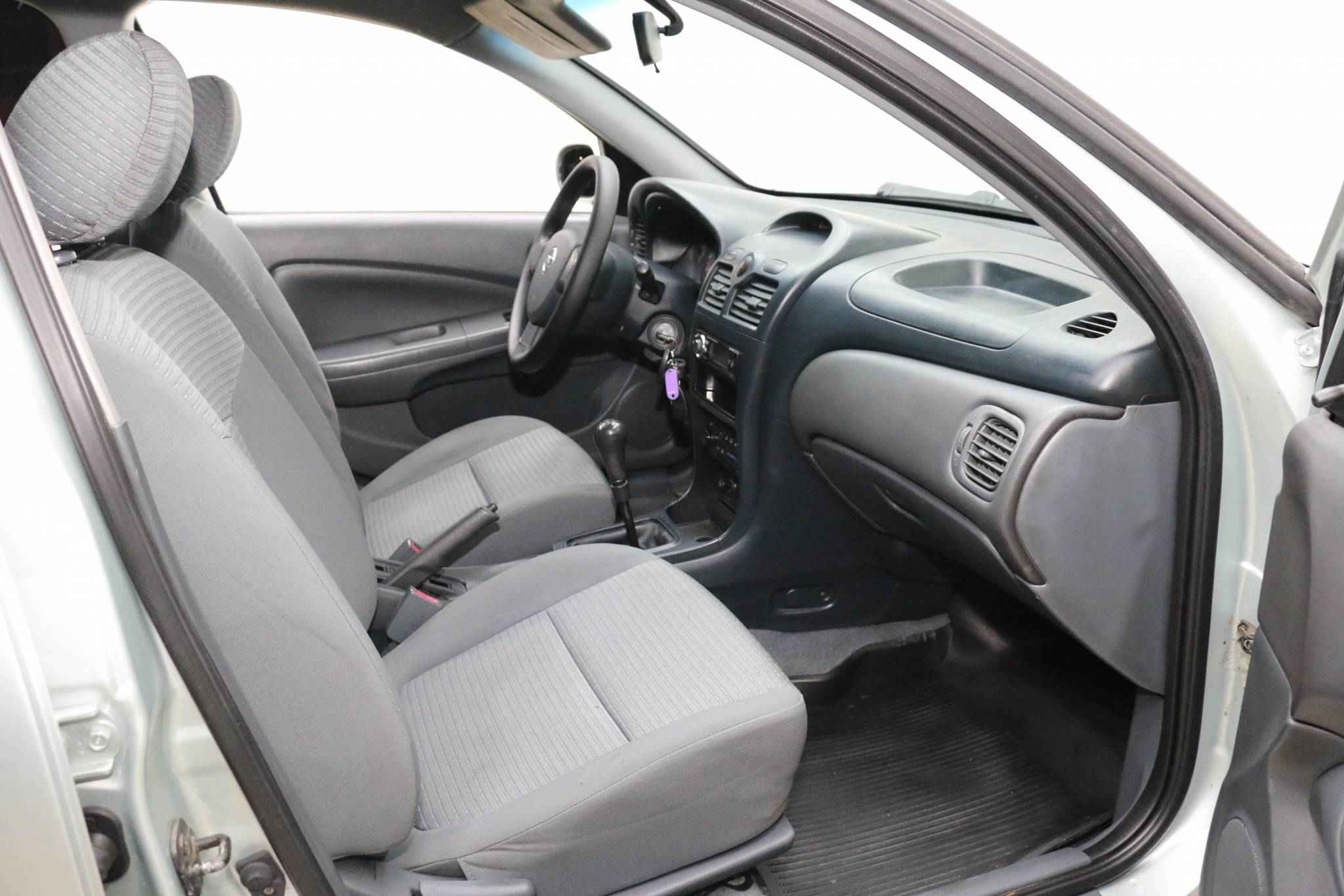 Nissan Almera Classic, I