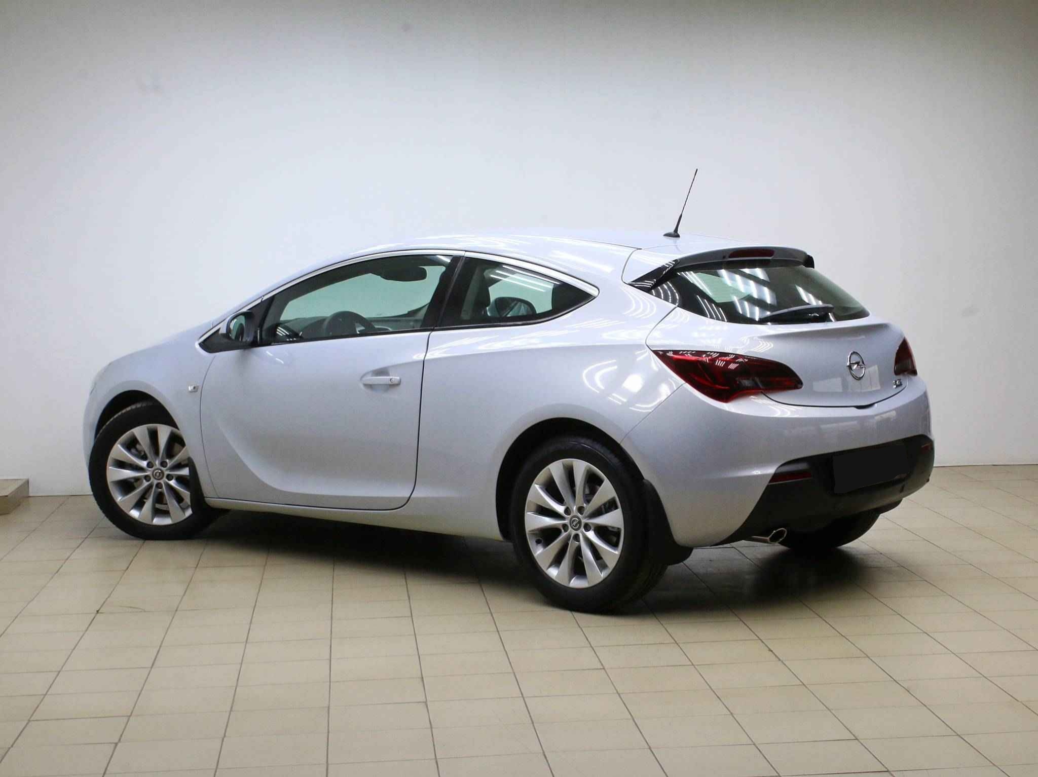 Opel Astra, J Рестайлинг