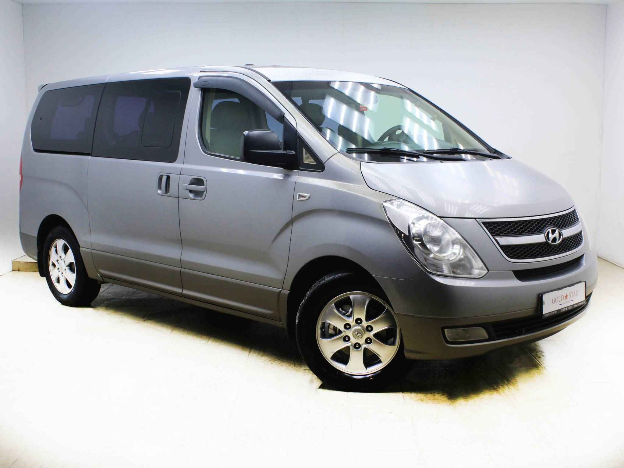 Hyundai Grand Starex, I