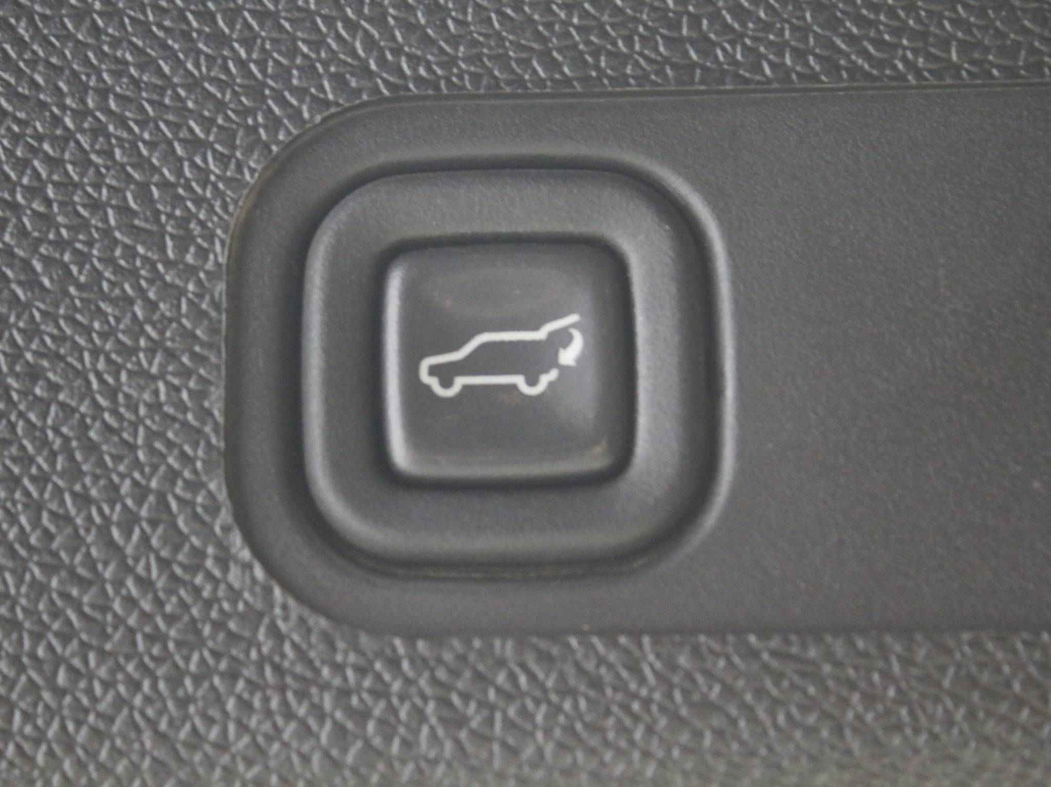 Chevrolet Tahoe, III