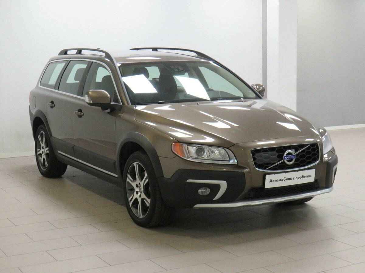 Volvo XC70, II