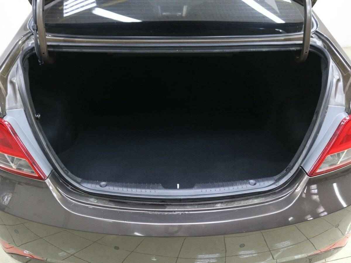 Hyundai Solaris, I Рестайлинг