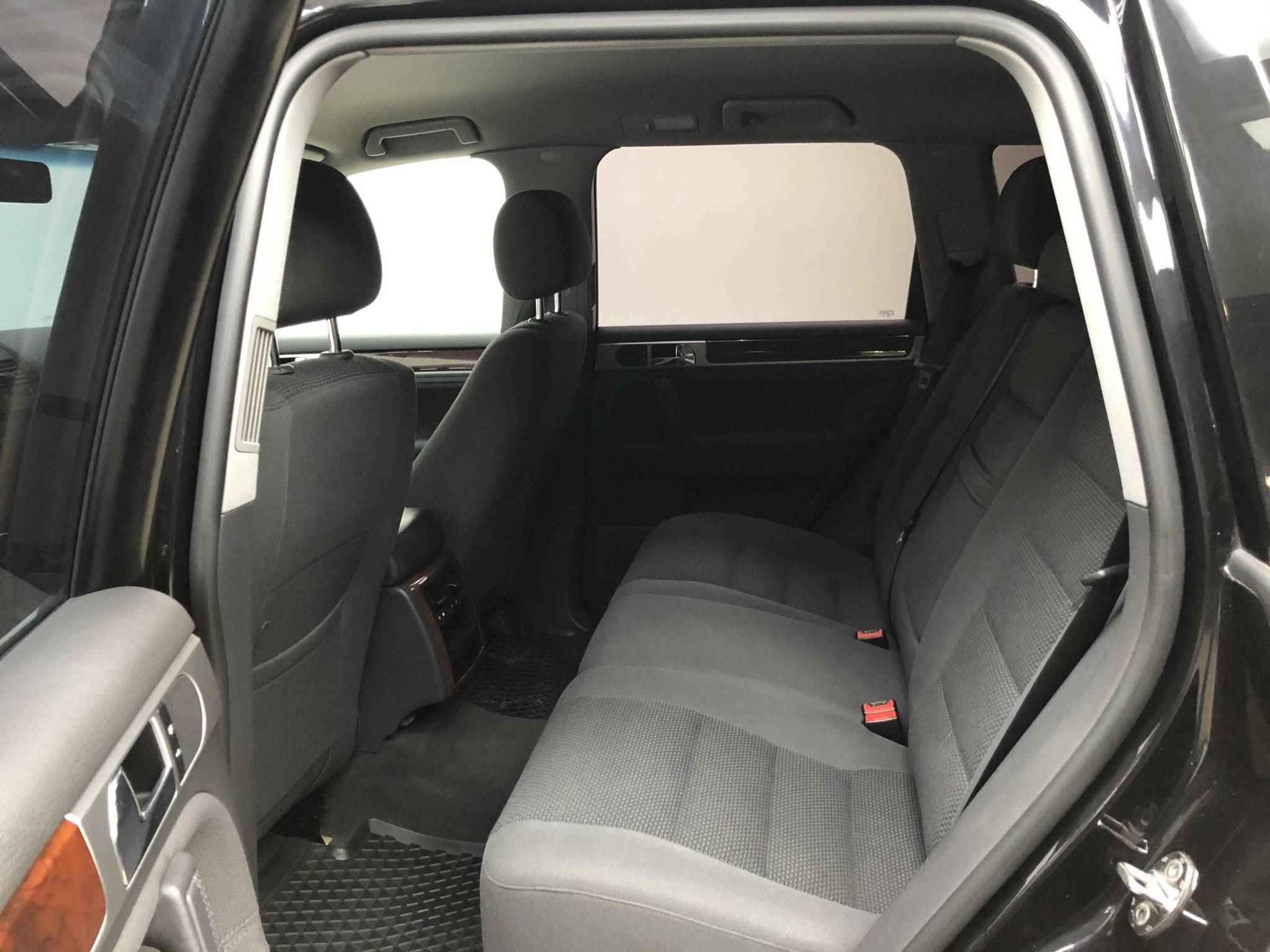 Volkswagen Touareg, I