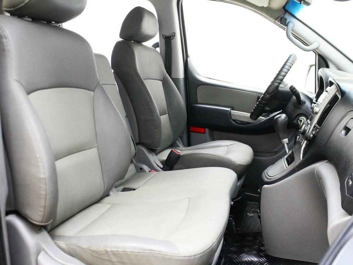 Hyundai Grand Starex, I