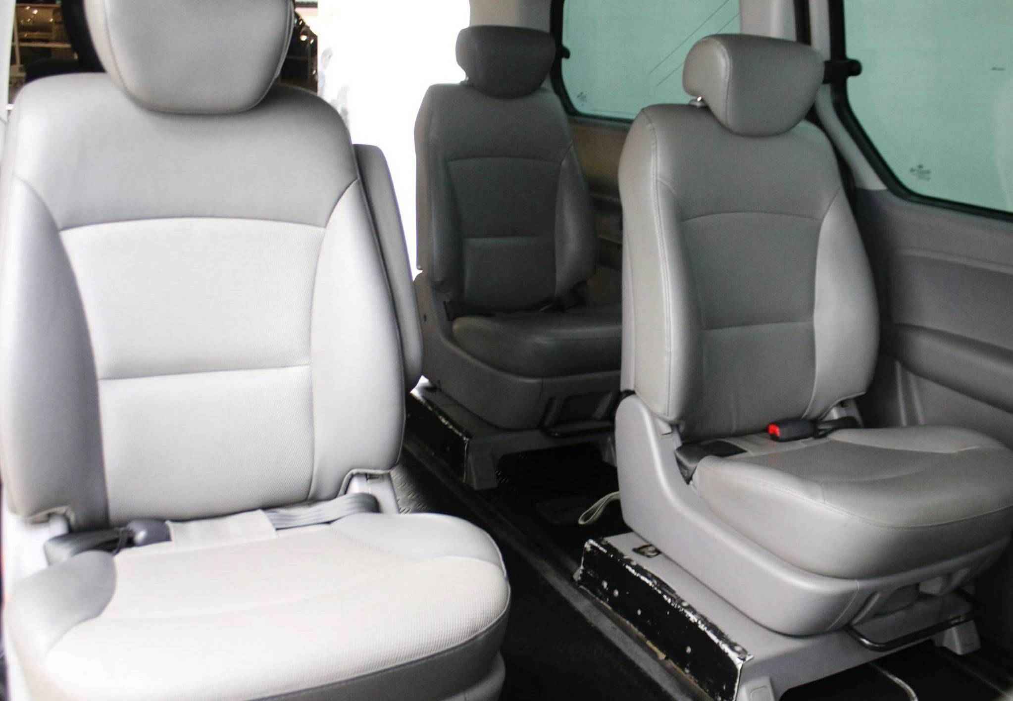 Hyundai Grand Starex, I