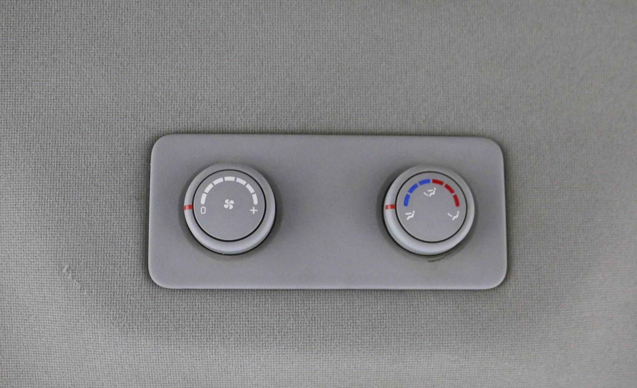 Hyundai Grand Starex, I