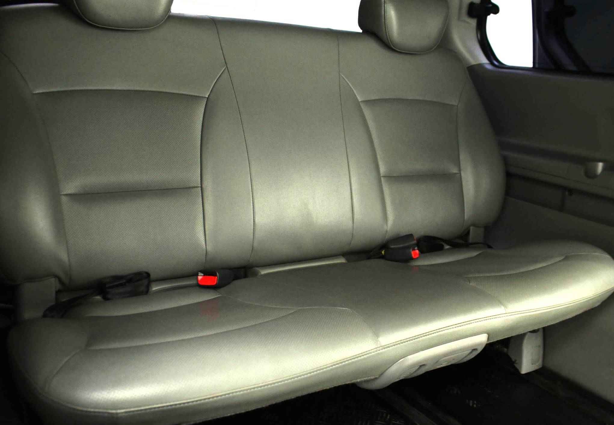 Hyundai Grand Starex, I