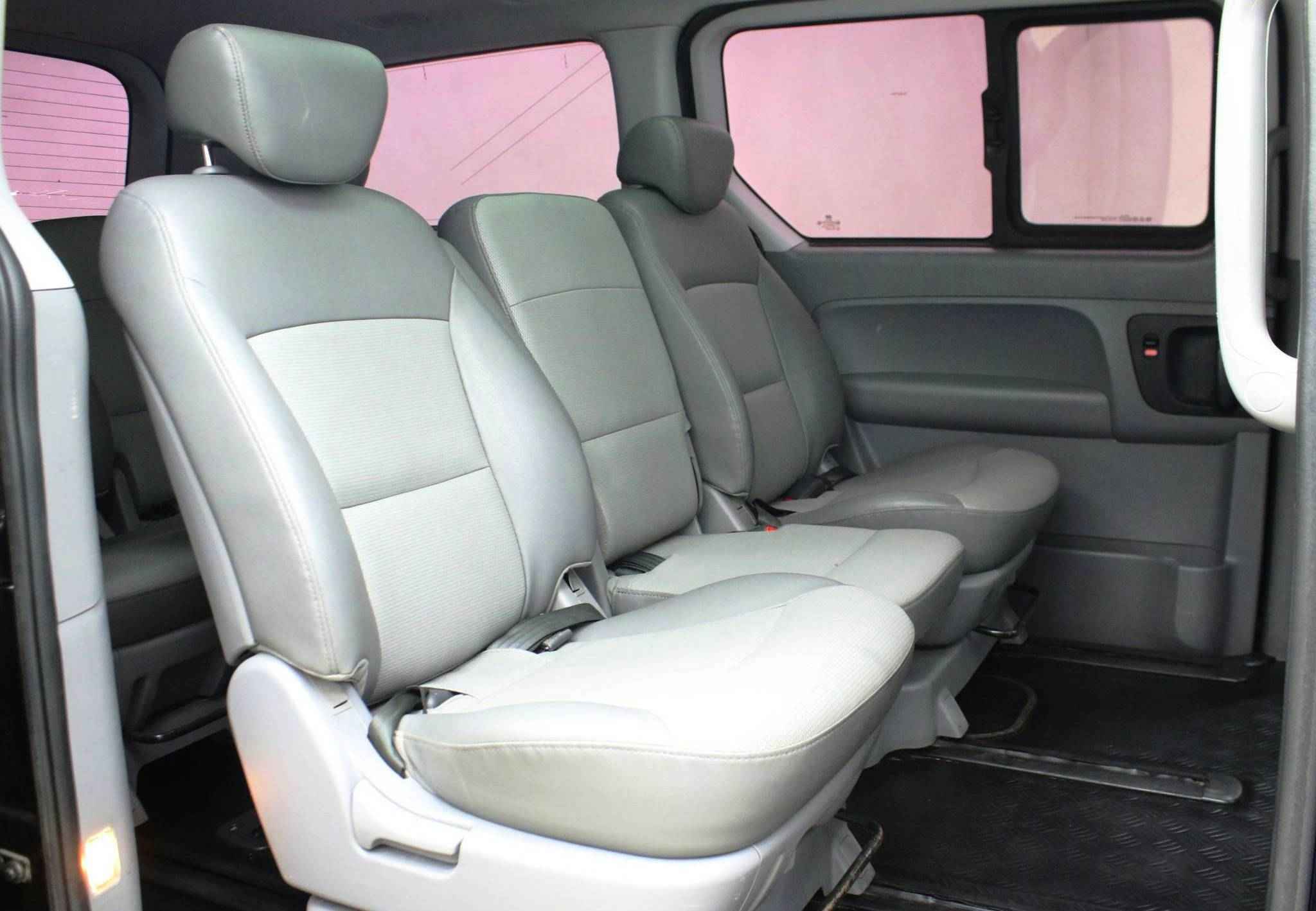 Hyundai Grand Starex, I