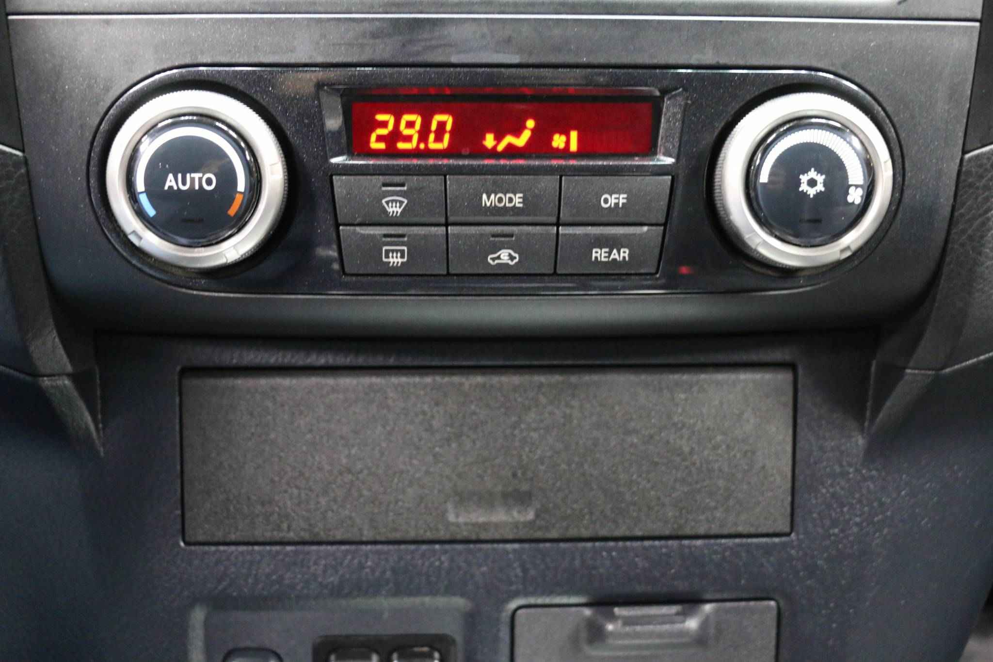 Mitsubishi Pajero, IV Рестайлинг 1