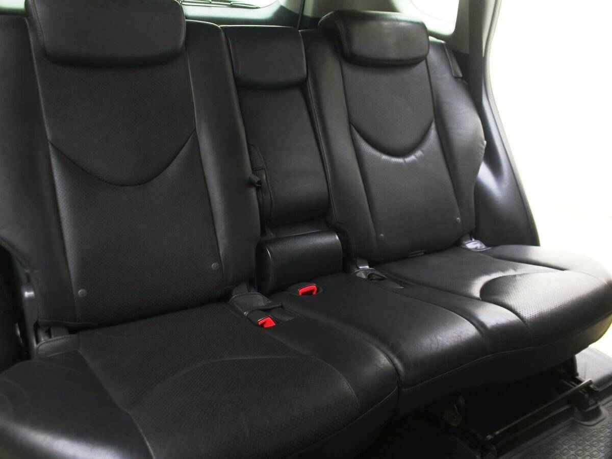 Toyota RAV4, III (XA30)