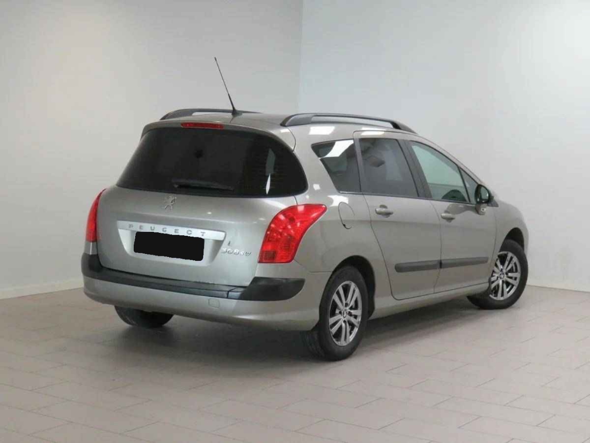 Peugeot 308, I