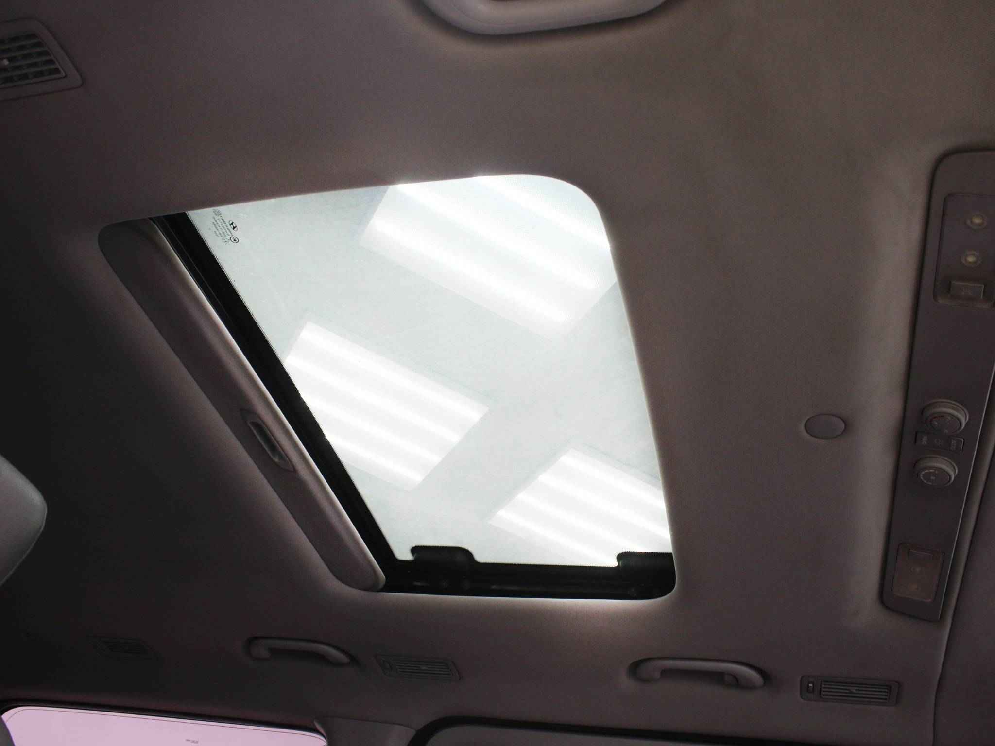 Hyundai Grand Starex, I