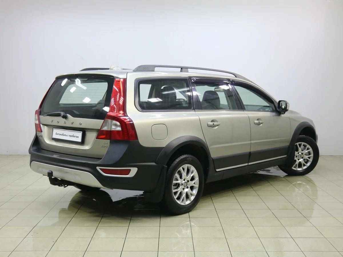 Volvo XC70, II