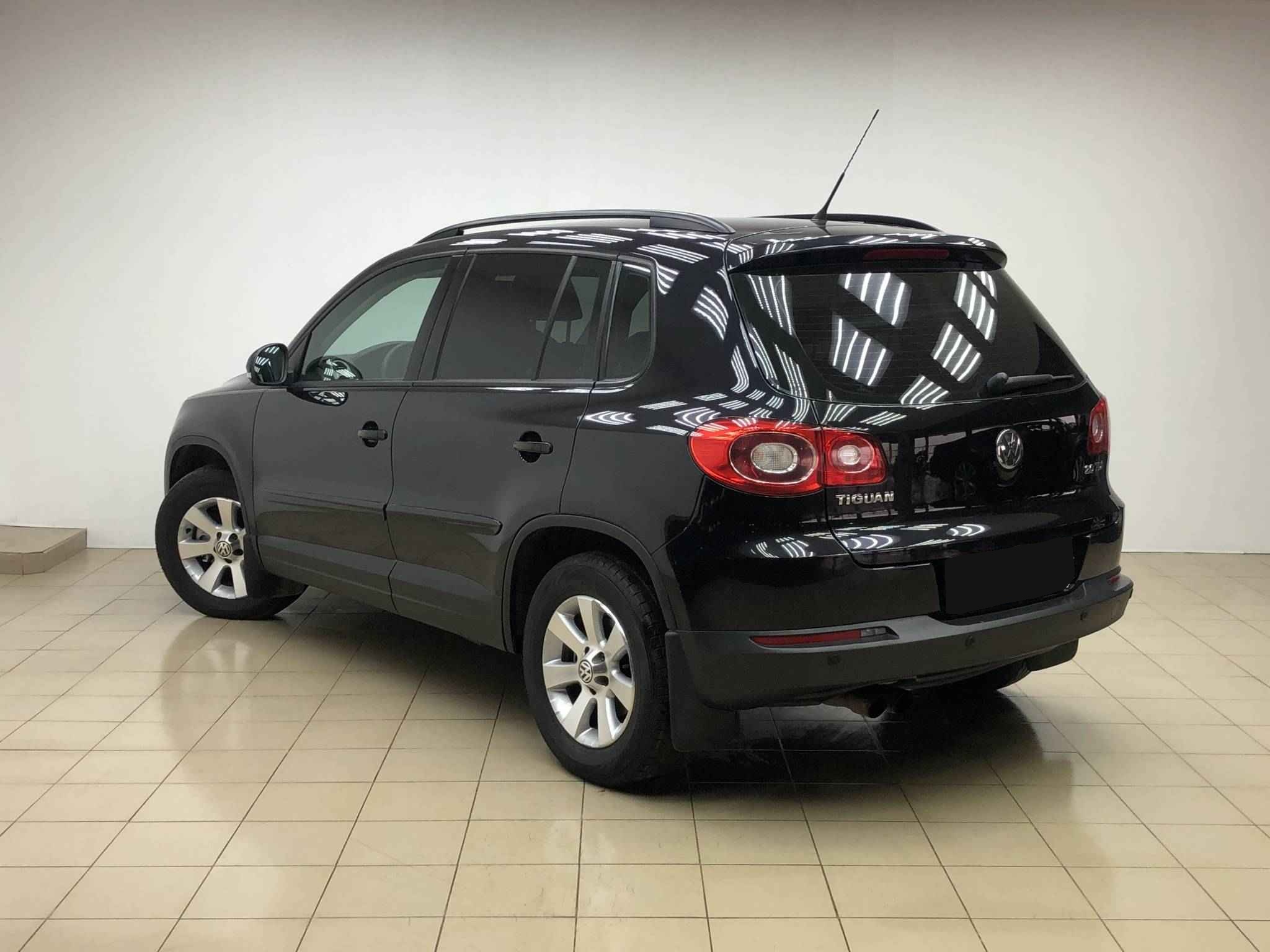 Volkswagen Tiguan, I