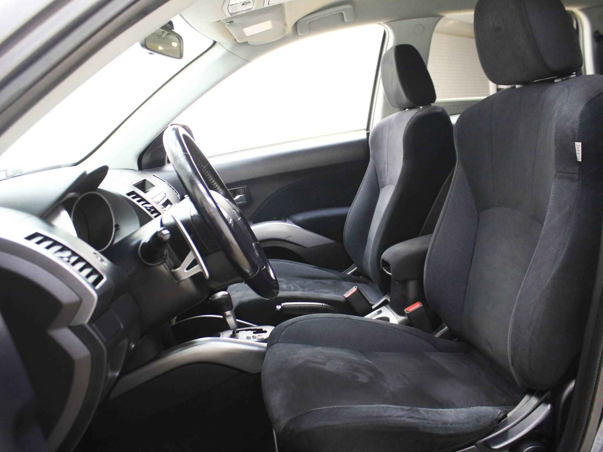 Mitsubishi Outlander, II