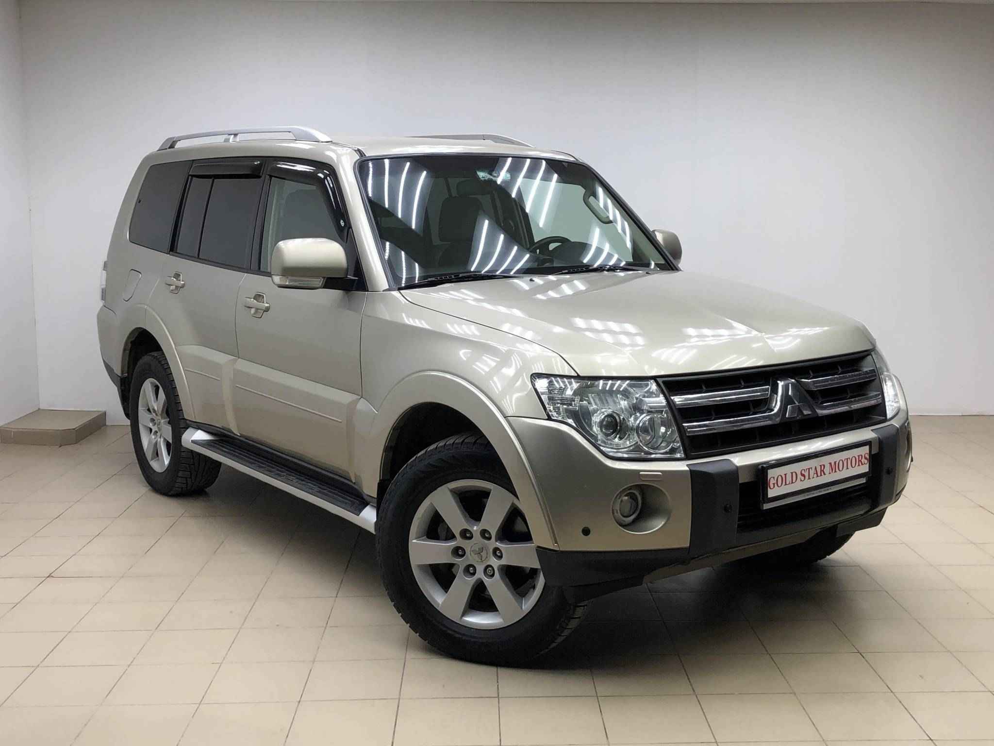 Mitsubishi Pajero, IV