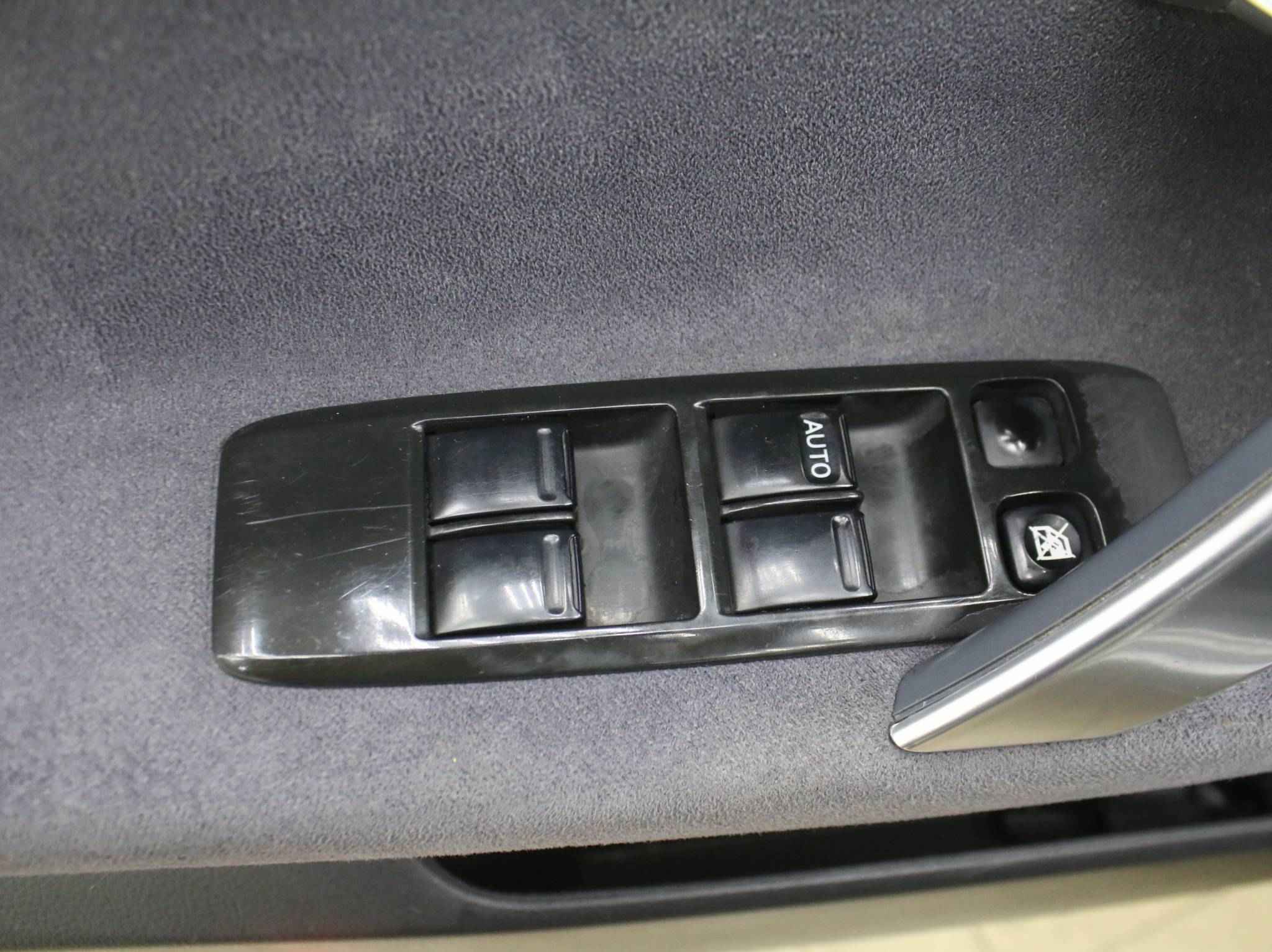 Nissan Primera, III (P12)