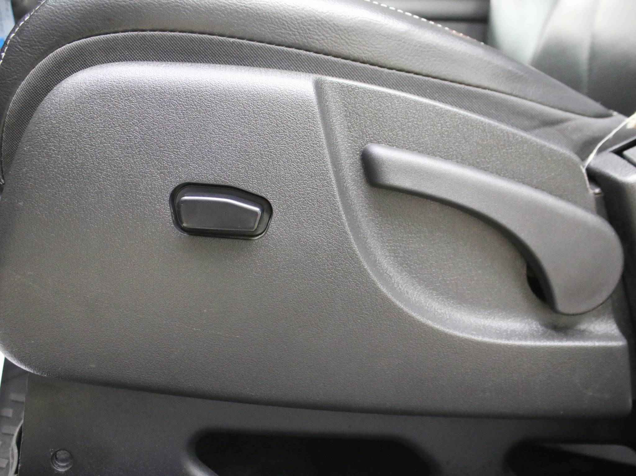 Jeep Cherokee, IV (KK)