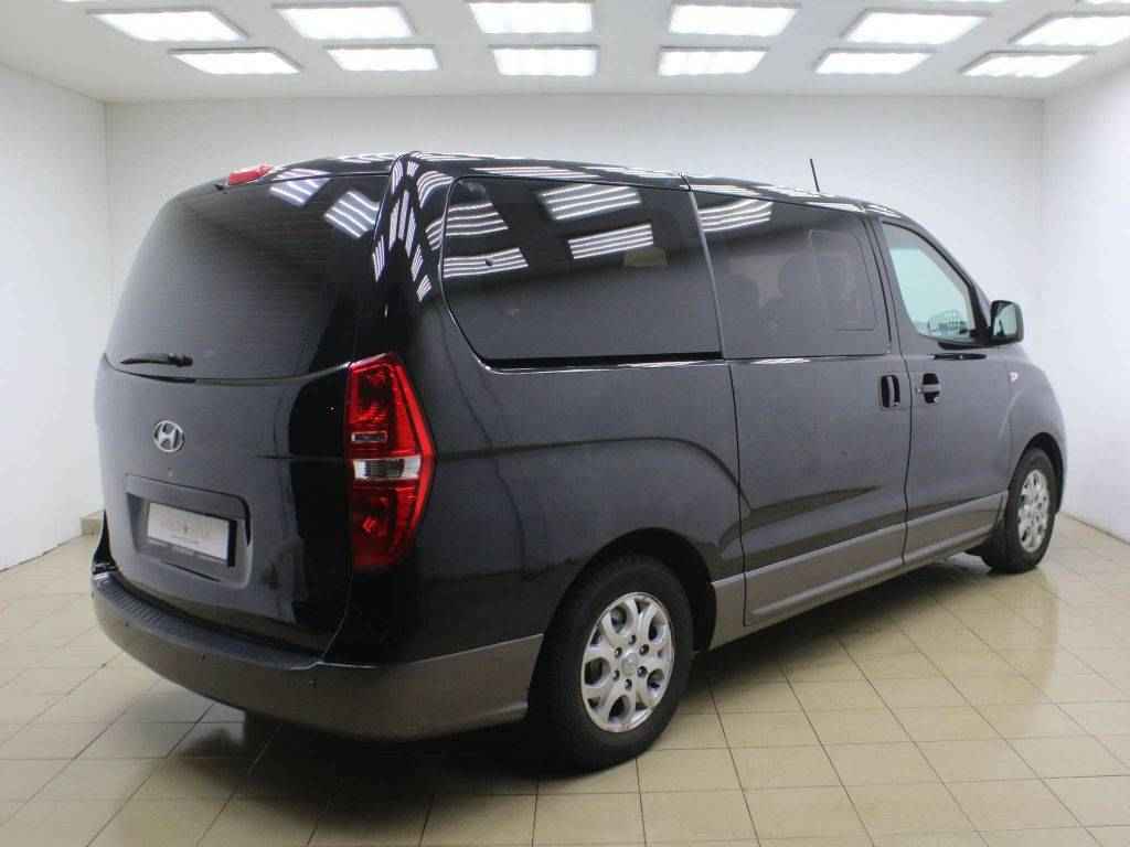 Hyundai H-1, II
