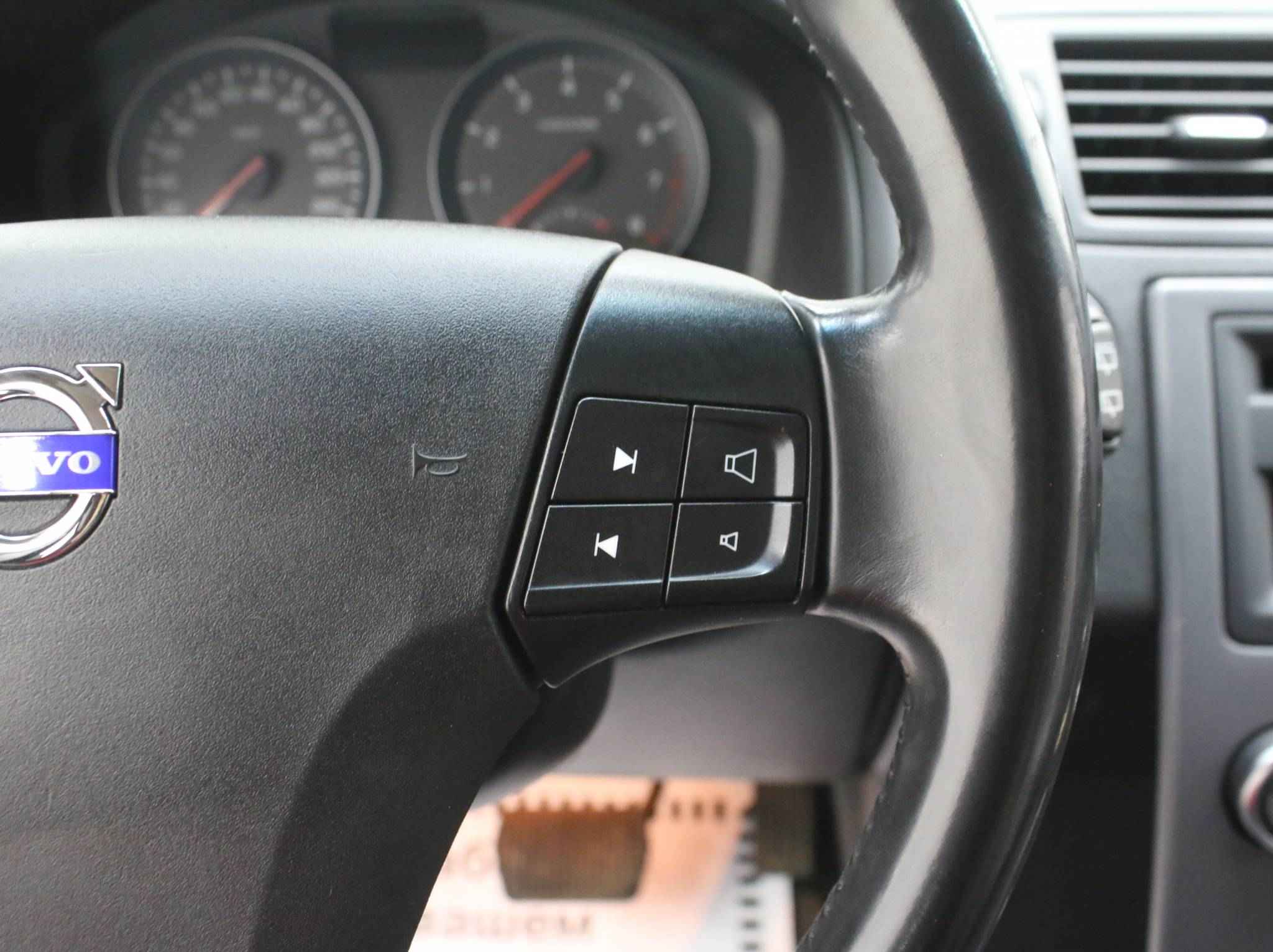 Volvo V50, I Рестайлинг