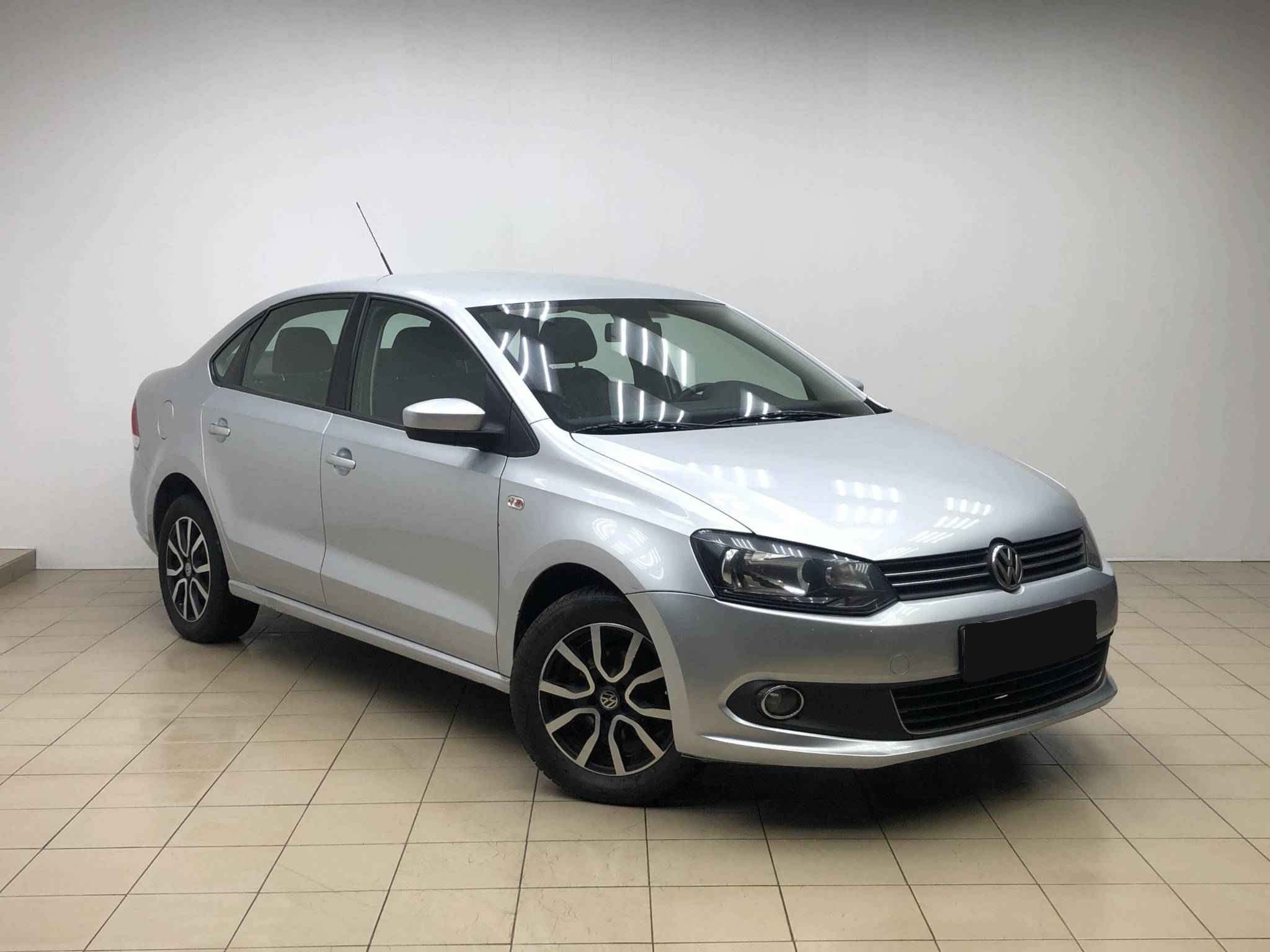 Volkswagen Polo, V