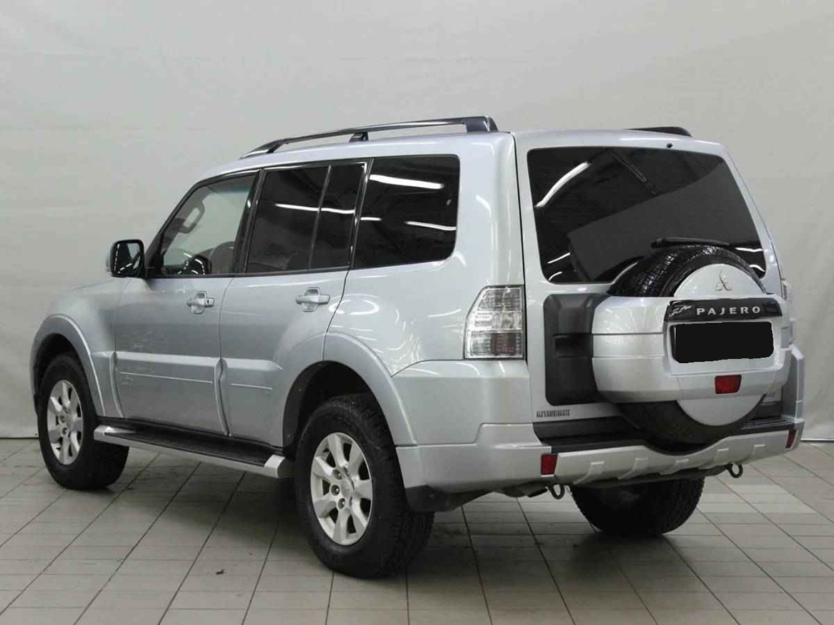 Mitsubishi Pajero, IV