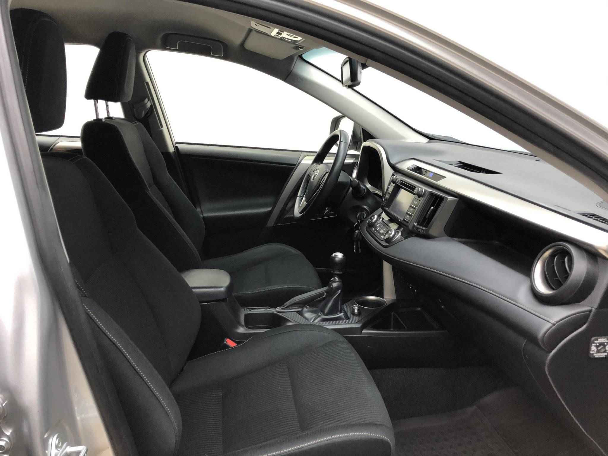 Toyota RAV4, IV (CA40)