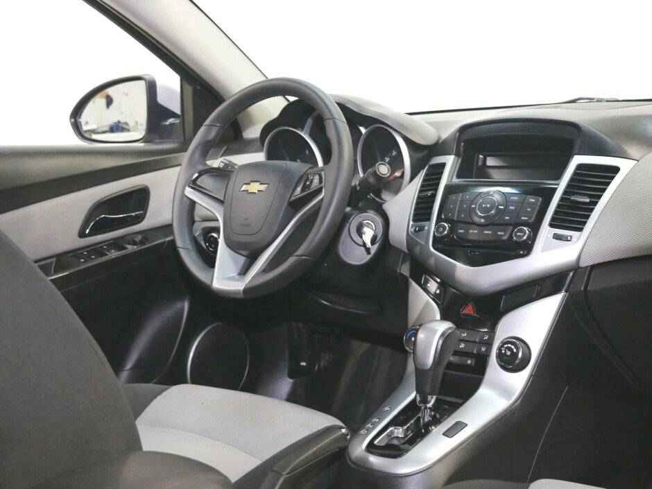 Chevrolet Cruze, I