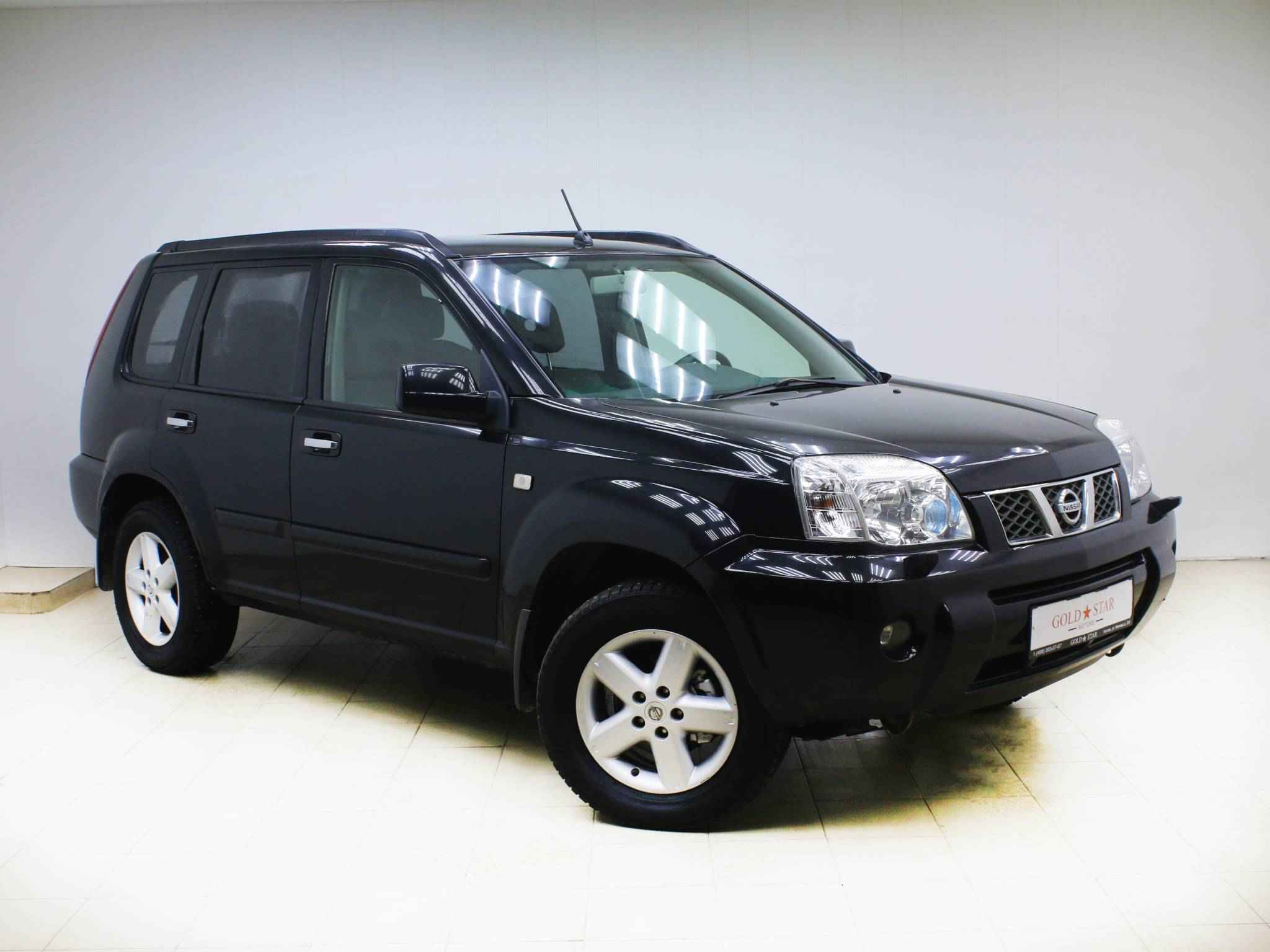 Nissan X-Trail, I