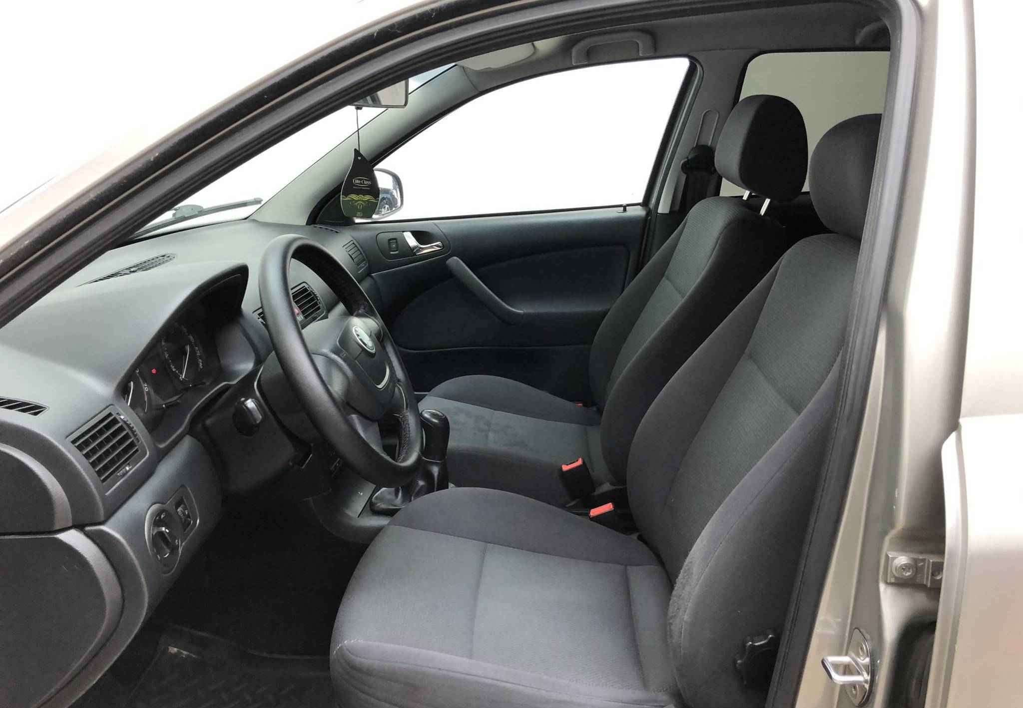 Skoda Octavia, II (A5)