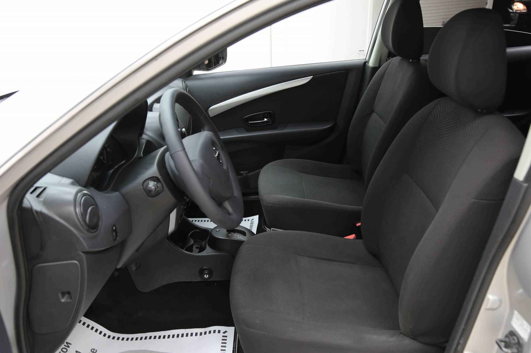 Nissan Almera, III (G15)