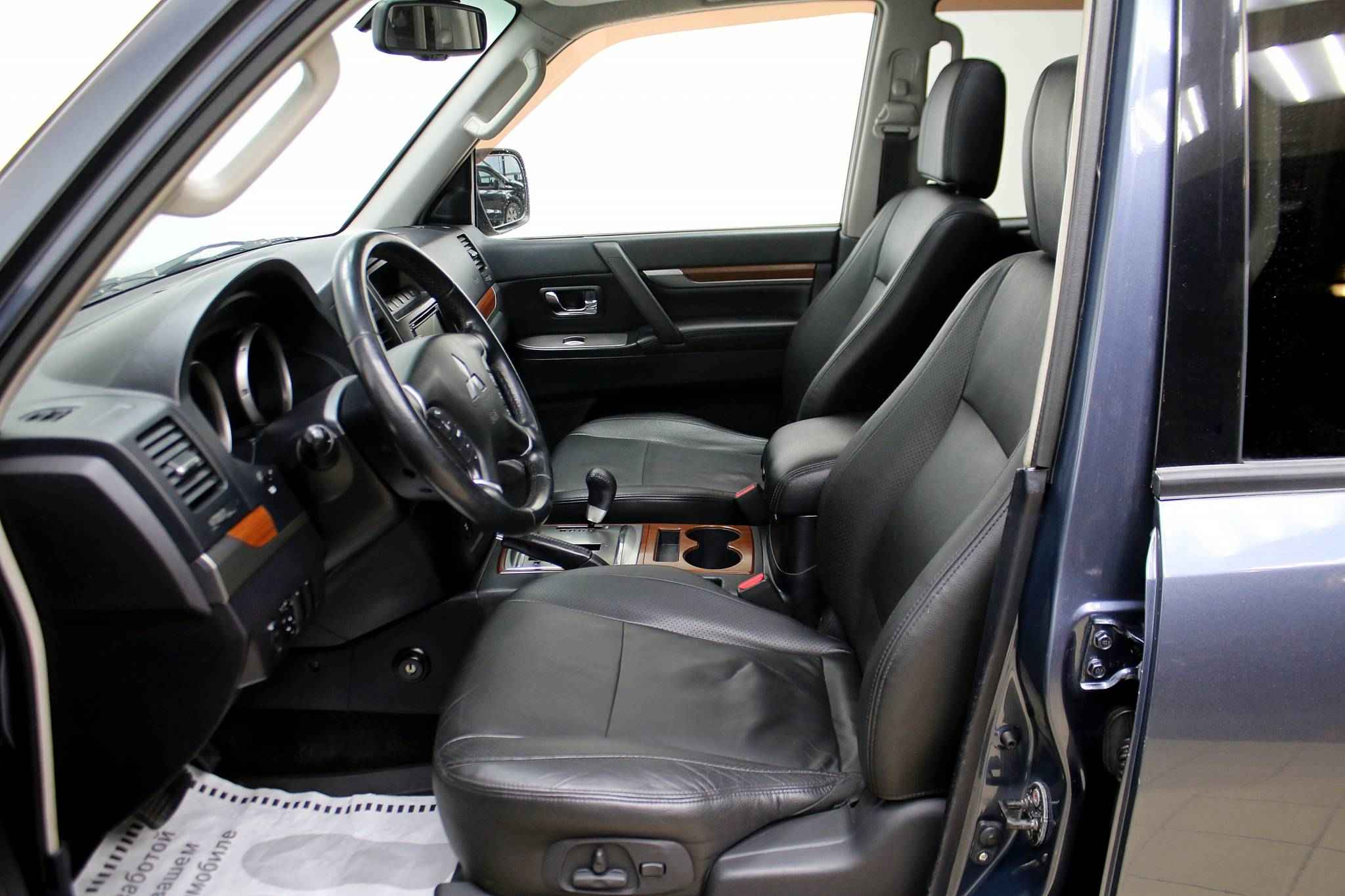 Mitsubishi Pajero, IV