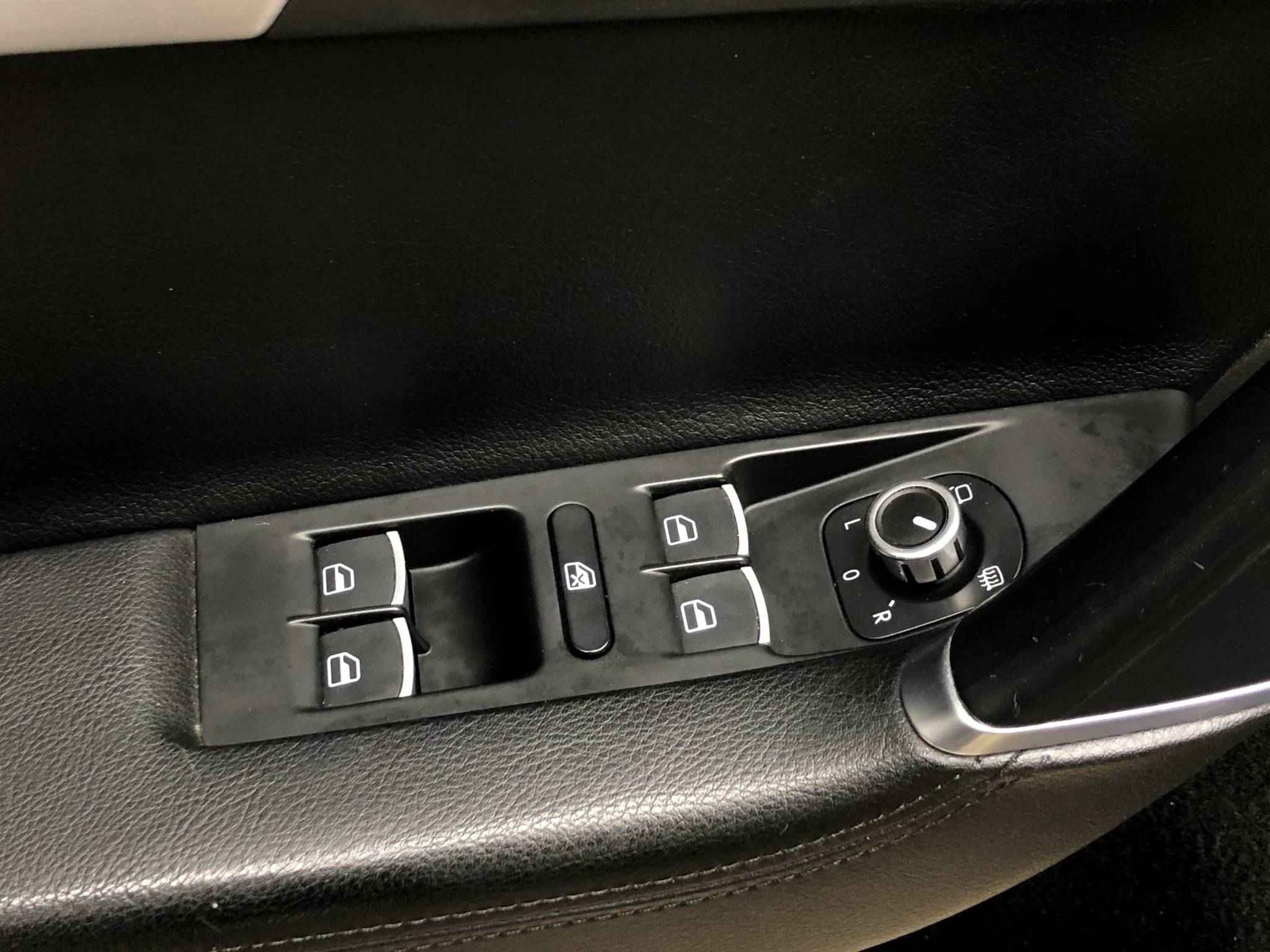 Volkswagen Passat, B7