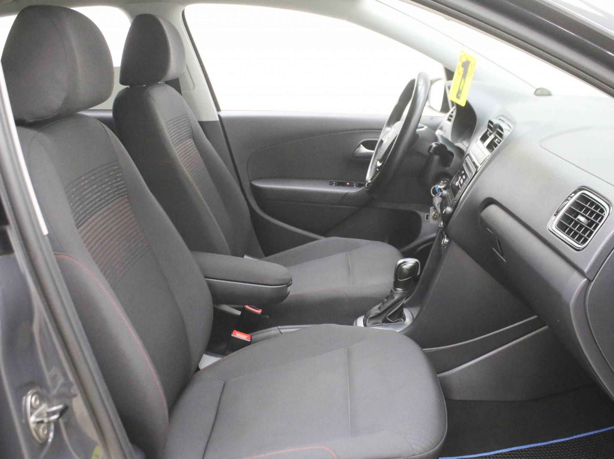 Volkswagen Polo, V Рестайлинг