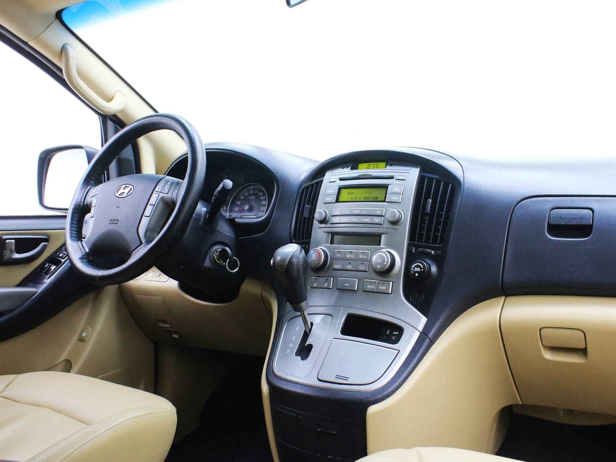 Hyundai Grand Starex, I