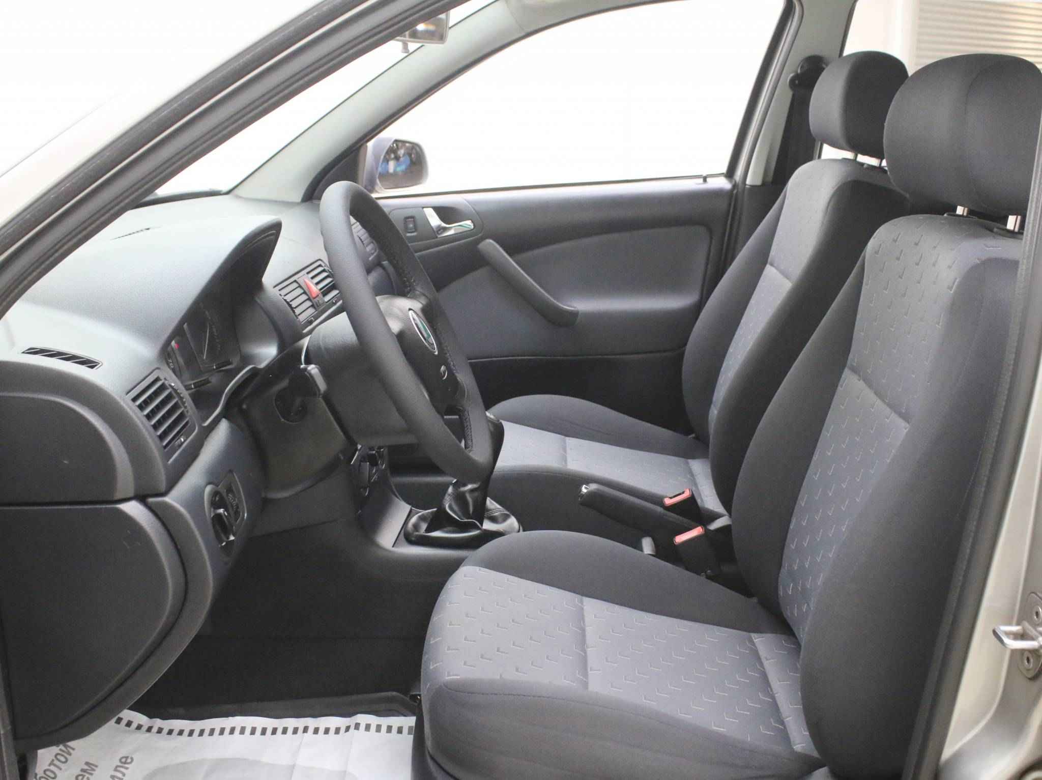 Skoda Octavia, II (A5)