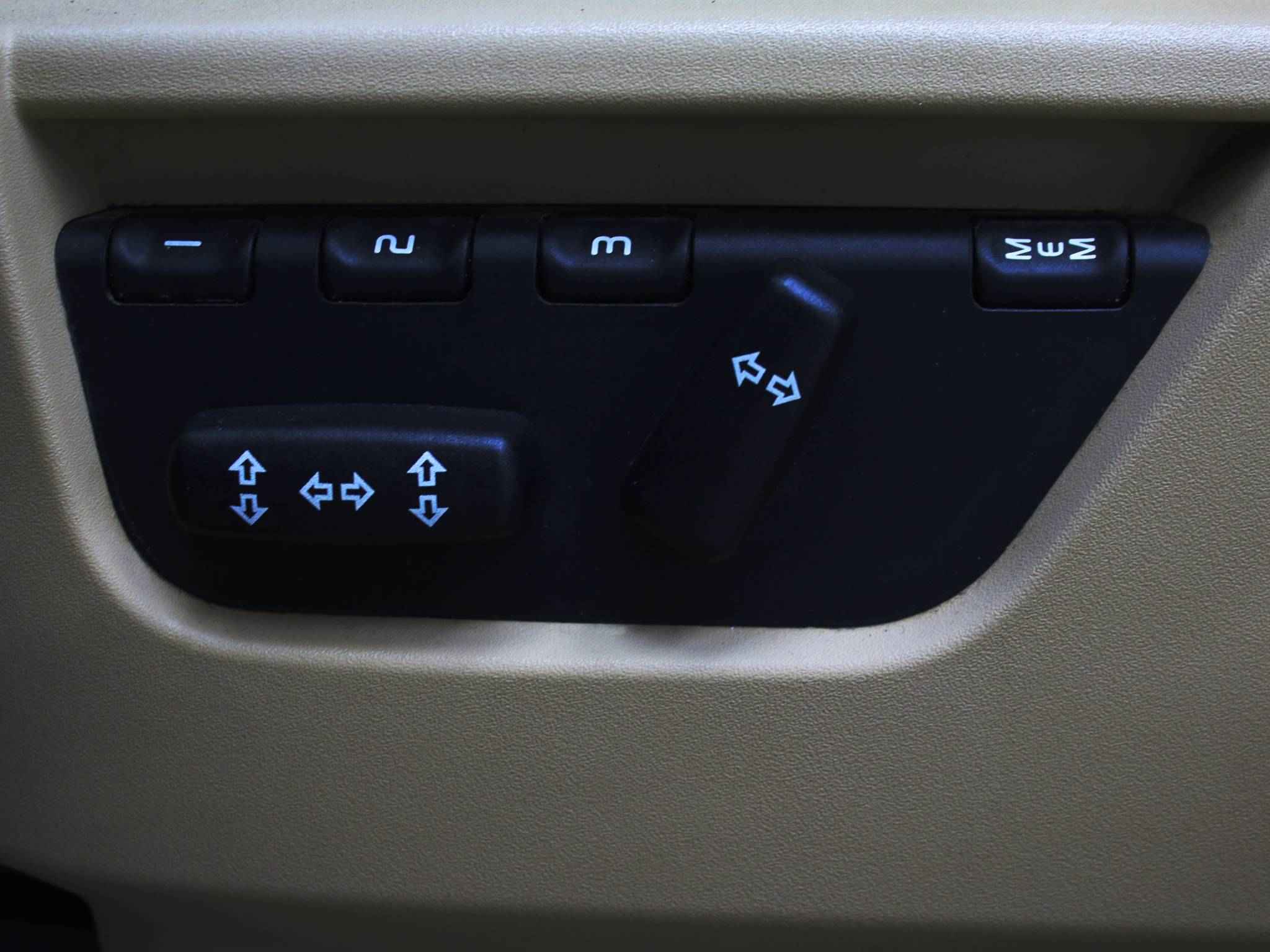 Land Rover Discovery, III