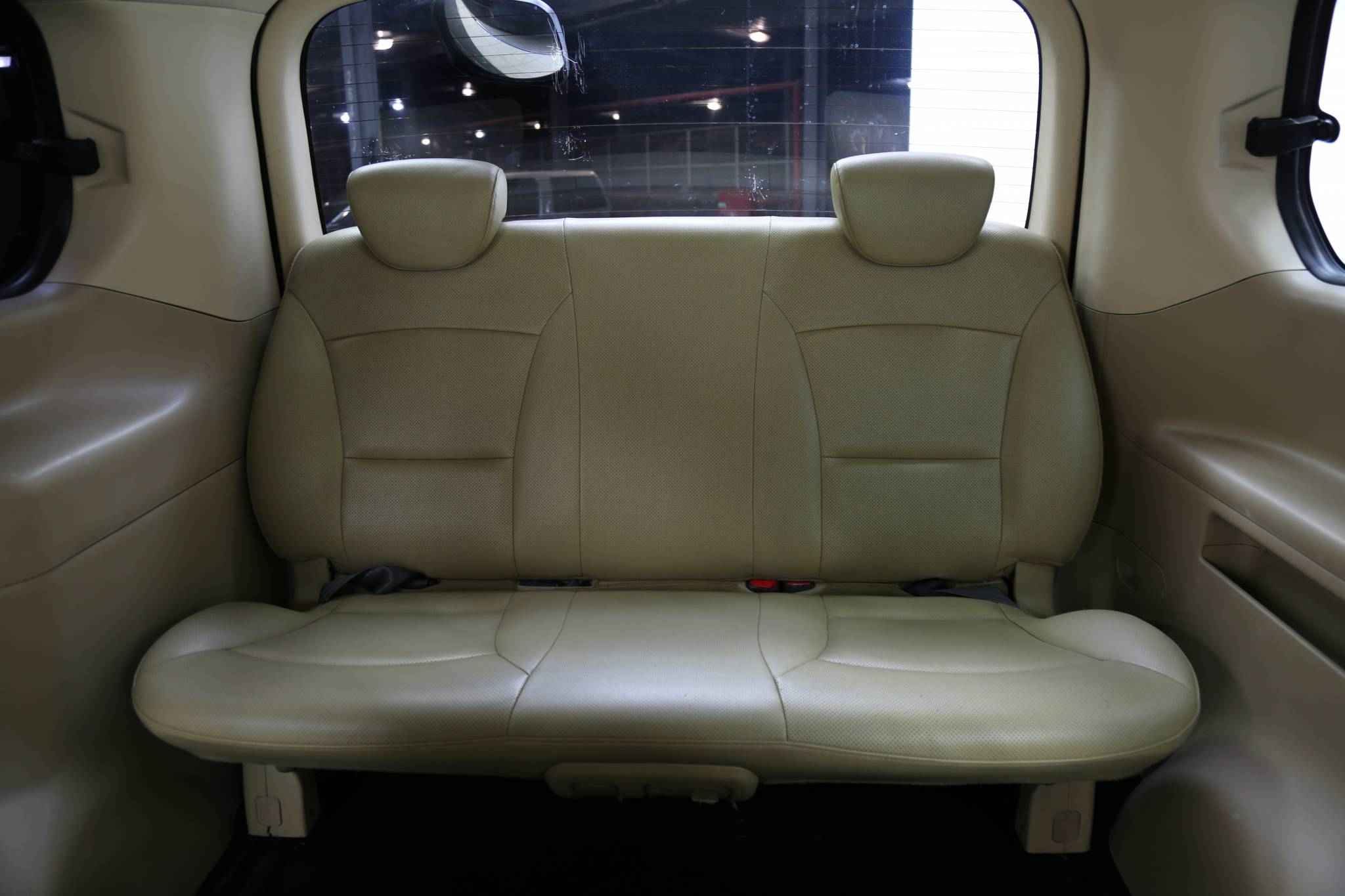 Hyundai Grand Starex, I