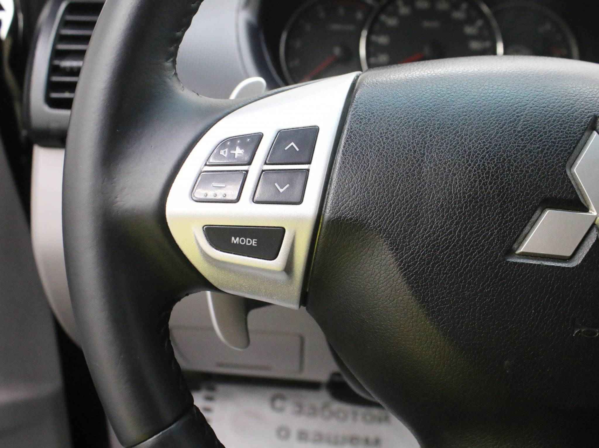 Mitsubishi Pajero Sport, II