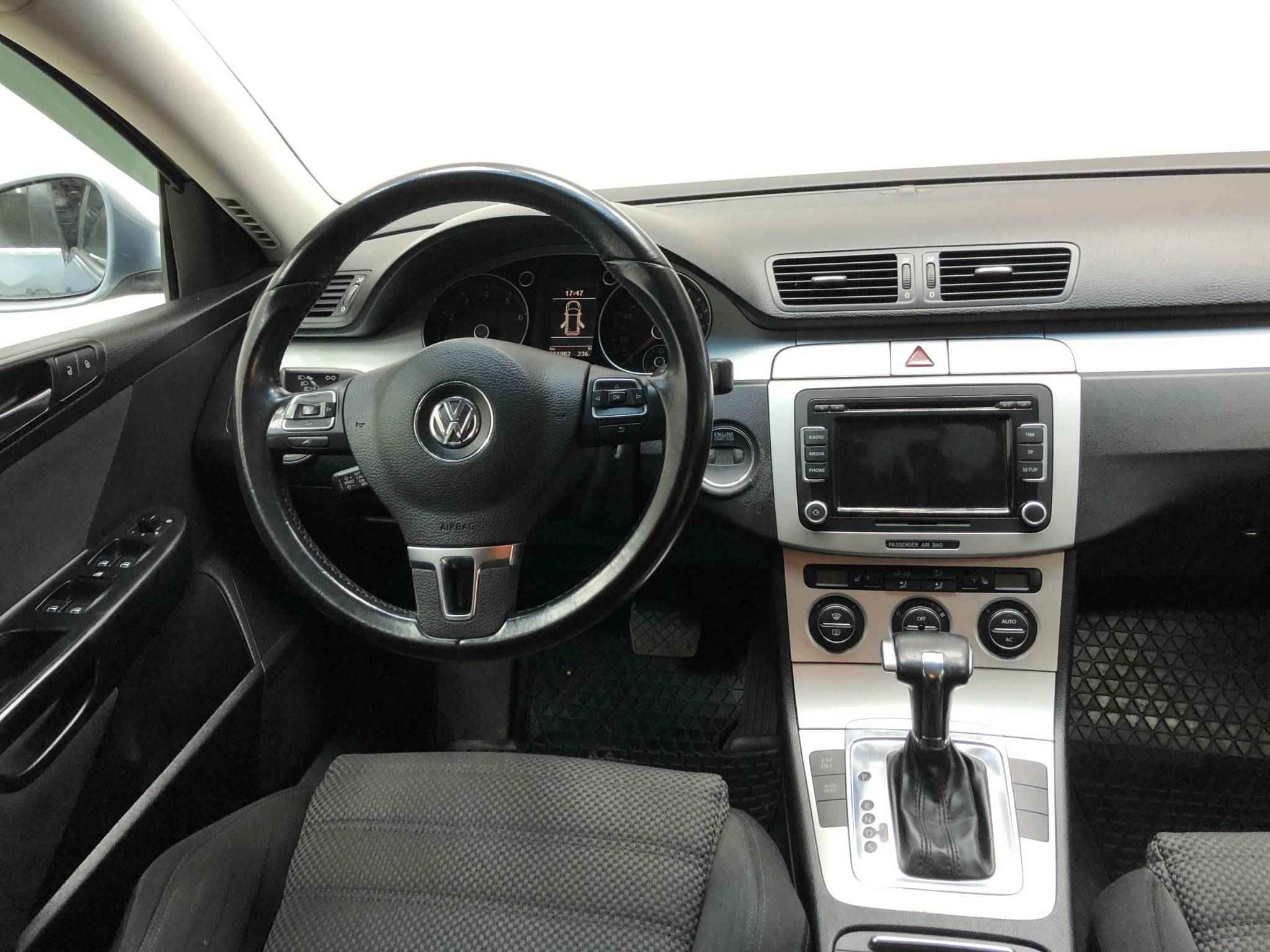 Volkswagen Passat, B6