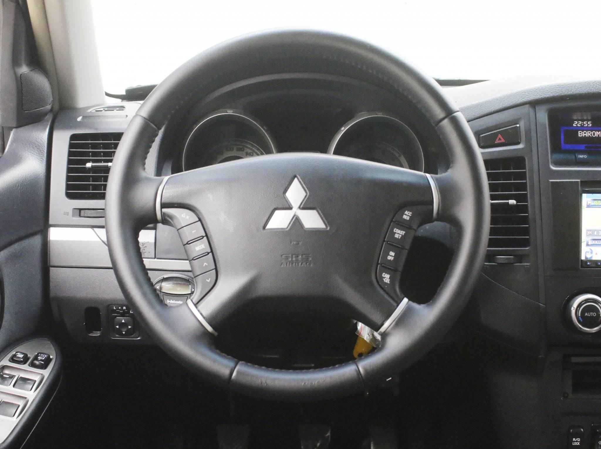 Mitsubishi Pajero, IV