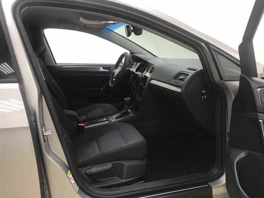 Volkswagen Golf, VII