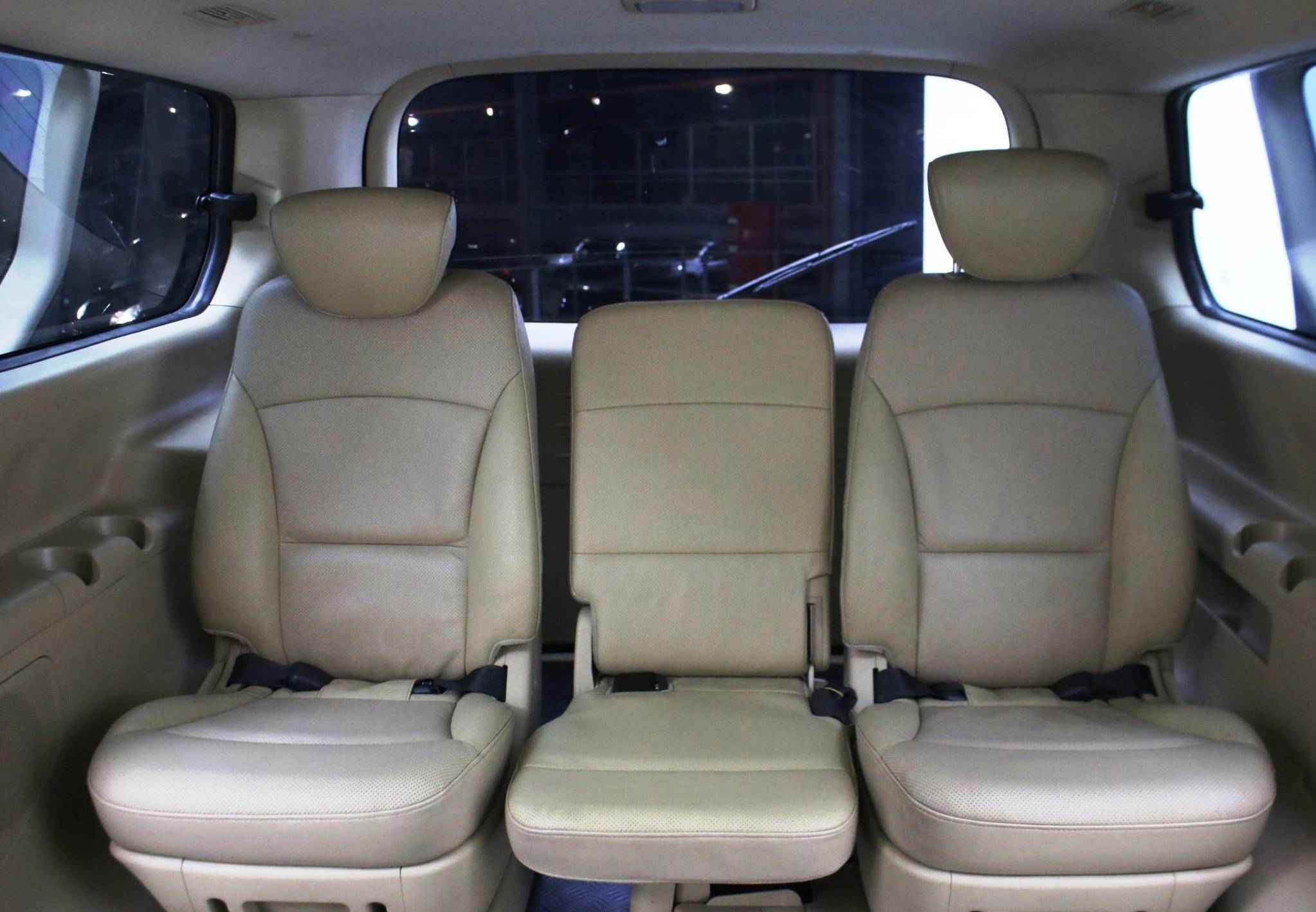 Hyundai Grand Starex, I