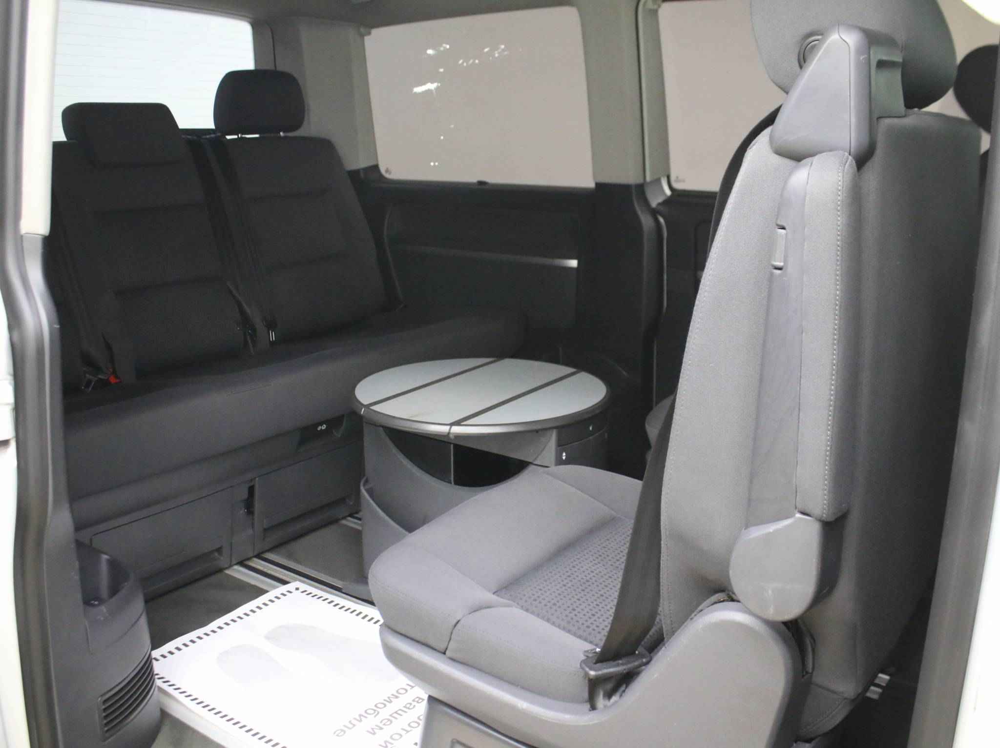 Volkswagen Multivan, T5