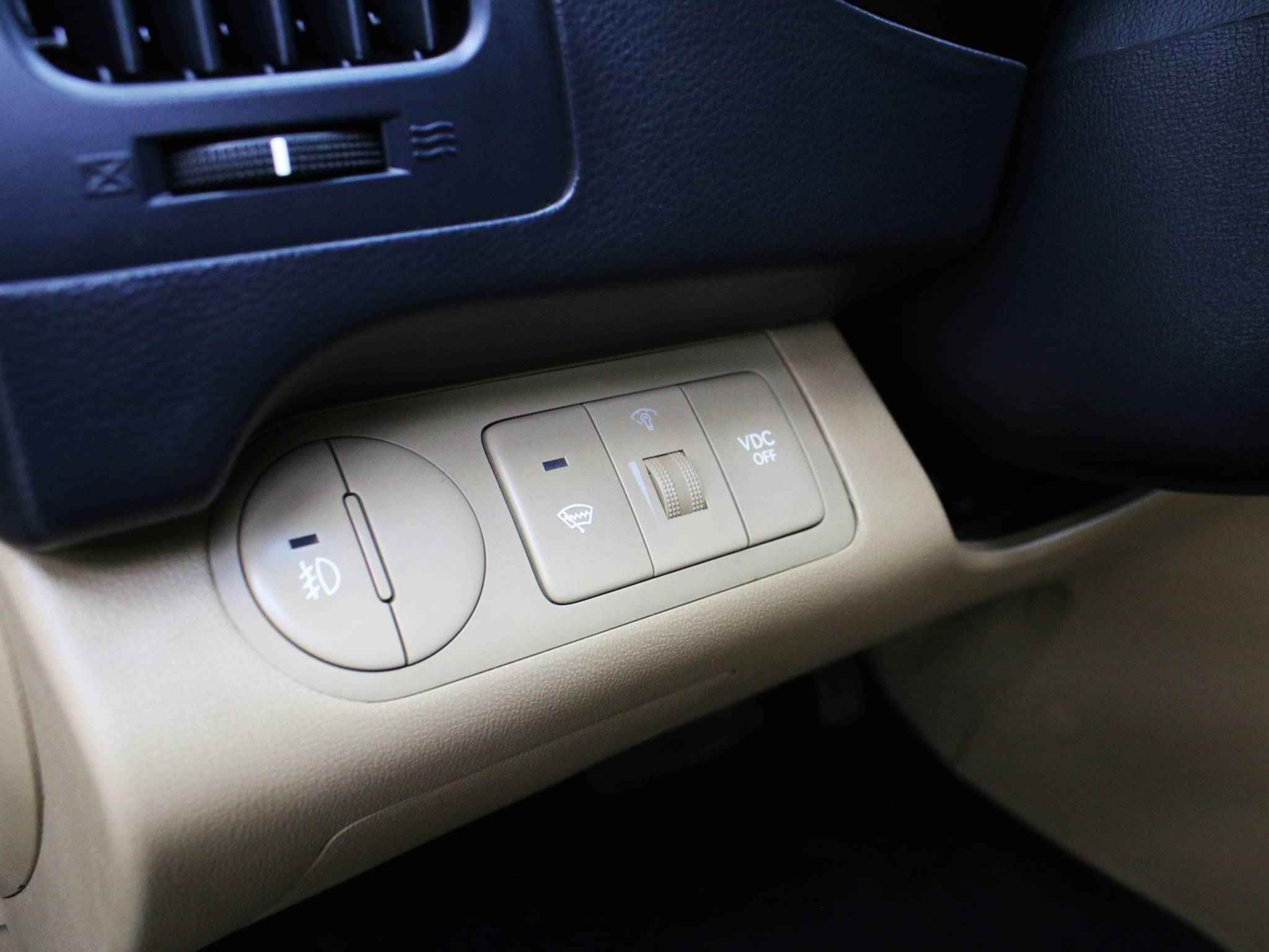 Hyundai Grand Starex, I